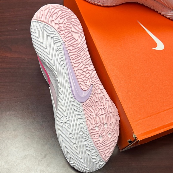 NEW Nike Women’s HyperAce 3 Volleyball/Basketball Shoes - Picture 5 of 6
